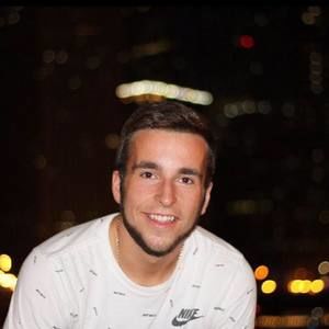 Meet your Posher, Aaron